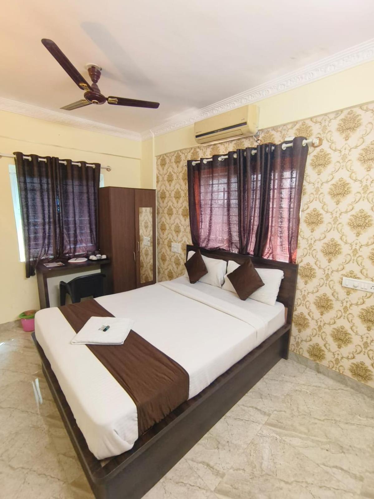 Kammasandra Hotel East Park Electronic City الغرفة الصورة