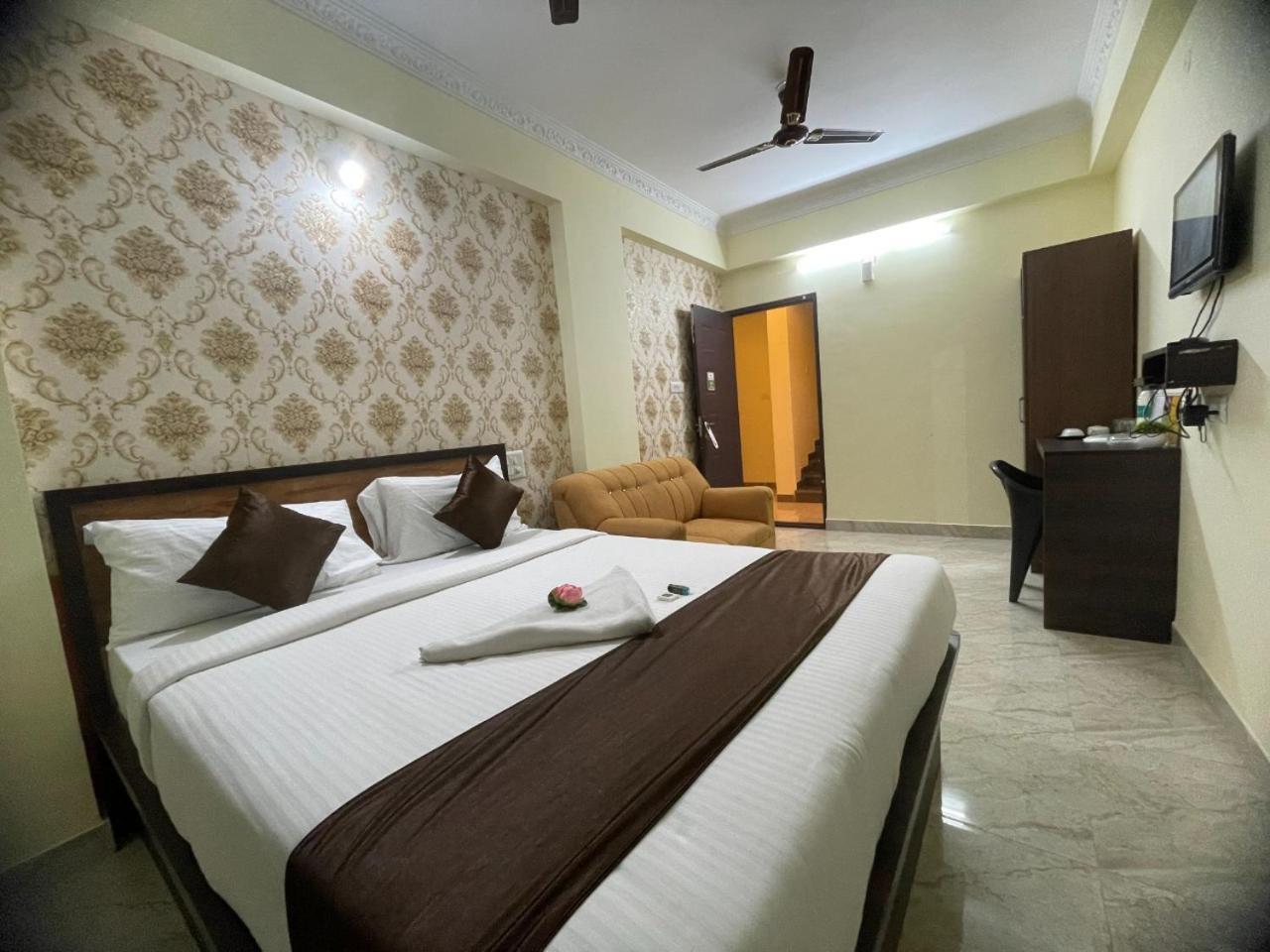 Kammasandra Hotel East Park Electronic City الغرفة الصورة